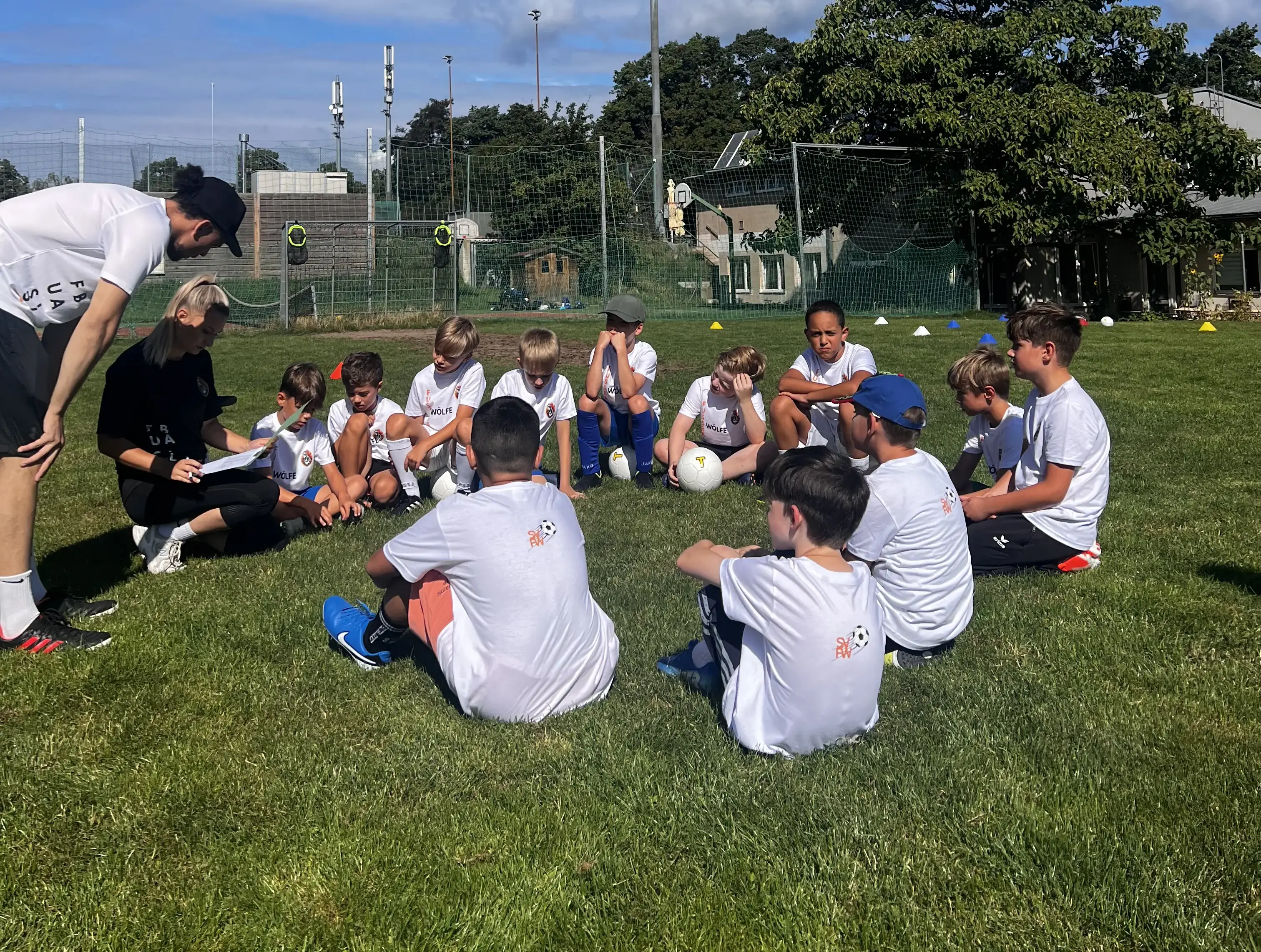 Teamspiel im Fußballcamp